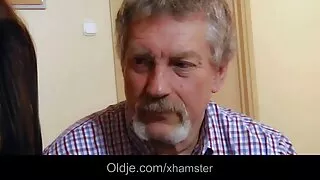 Atvežė į nebaigtą va ...