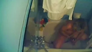Čiulpimas užmerktomi ...