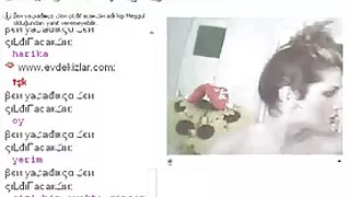 Šviesiaplaukė mergin ...
