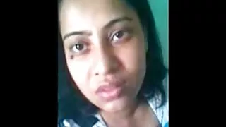 Mulatė ant sofos dul ...