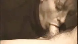 Kietas jauniklis su  ...