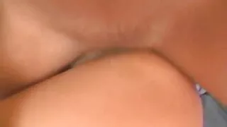 Graži mergina leidos ...