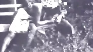 Pirštais jos alkanus ...